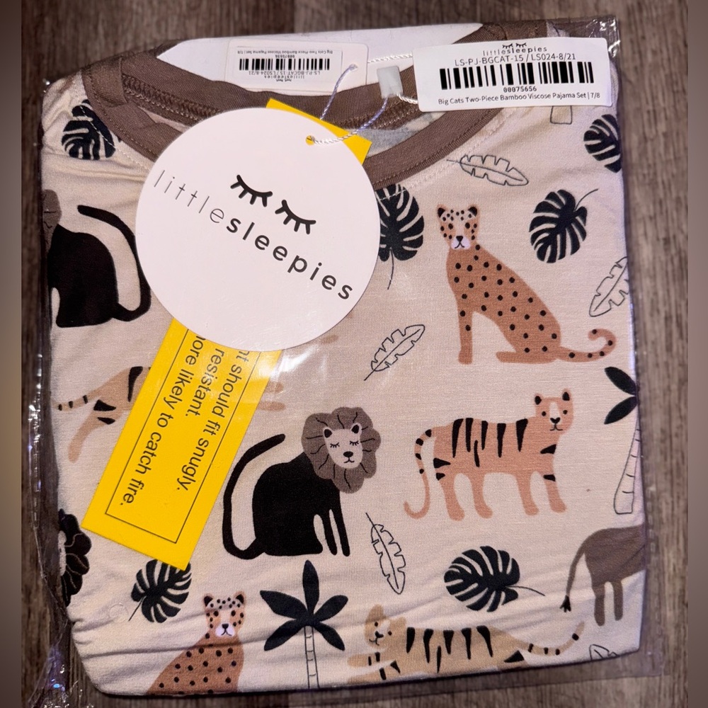🐅 Big Cats Little Sleepies Lion Tiger Cheetah Jungle Cat 7 / 8 Kids Two Piece PJ